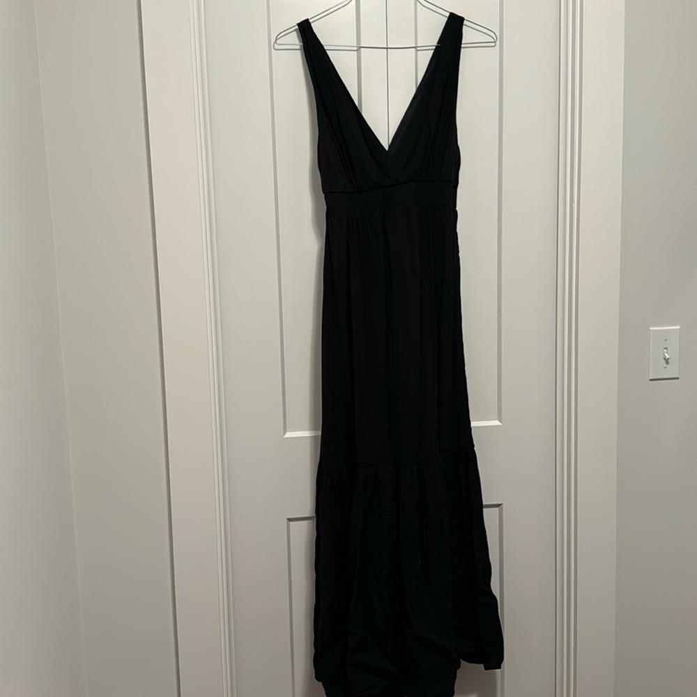 Black maxi dress size L